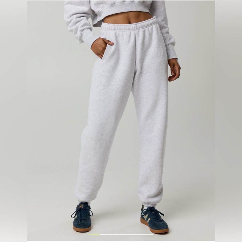 aerie Light Gray Cozy Fleece Joggers